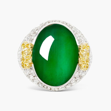 View full screen - View 1 of Lot 1408. Cat's Eye Emerald and Diamond Ring | 10.84克拉「 巴西」貓眼祖母綠 配 鑽石 戒指.
