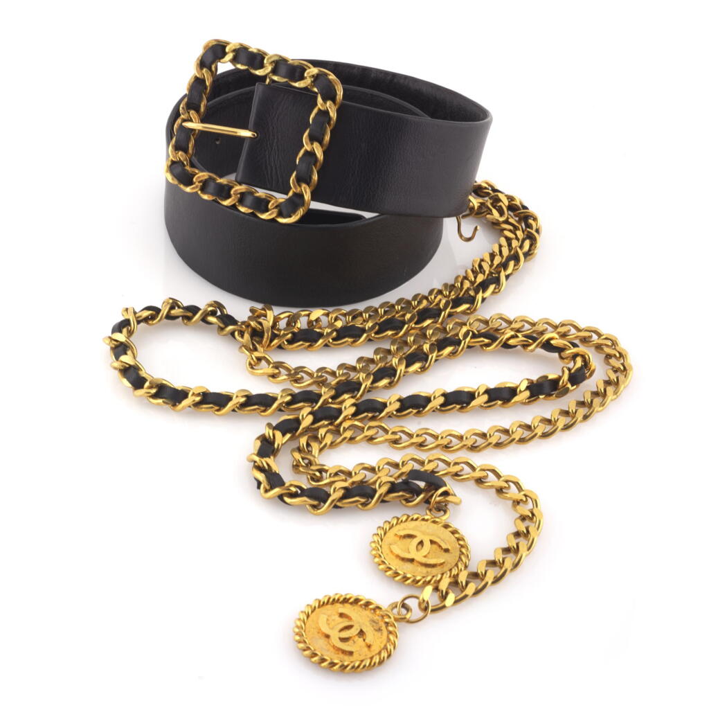 View full screen - View 1 of Lot 165. Black Leather Treaded Chain Belt, Cir 1980's (Cintura in pelle nera con catena intrecciata, anni 80).