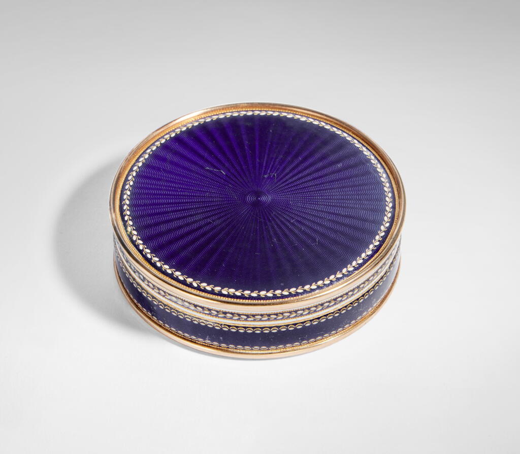 View full screen - View 1 of Lot 704. A Gold and Enamel Bonbonniere, Frères Jordan, Berlin, circa 1780/1785.