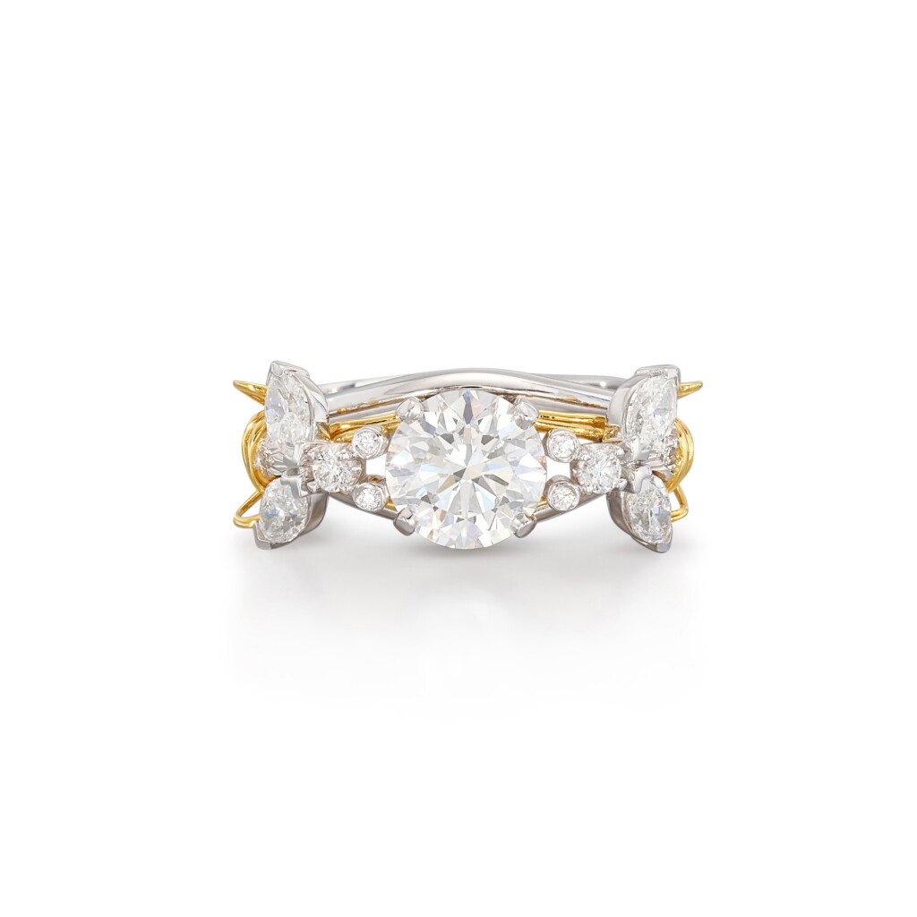 View full screen - View 1 of Lot 2951. 'Two Bees' Diamond Ring | 蒂芙尼 Schlumberger 設計 | 'Two Bees' 鑽石戒指.