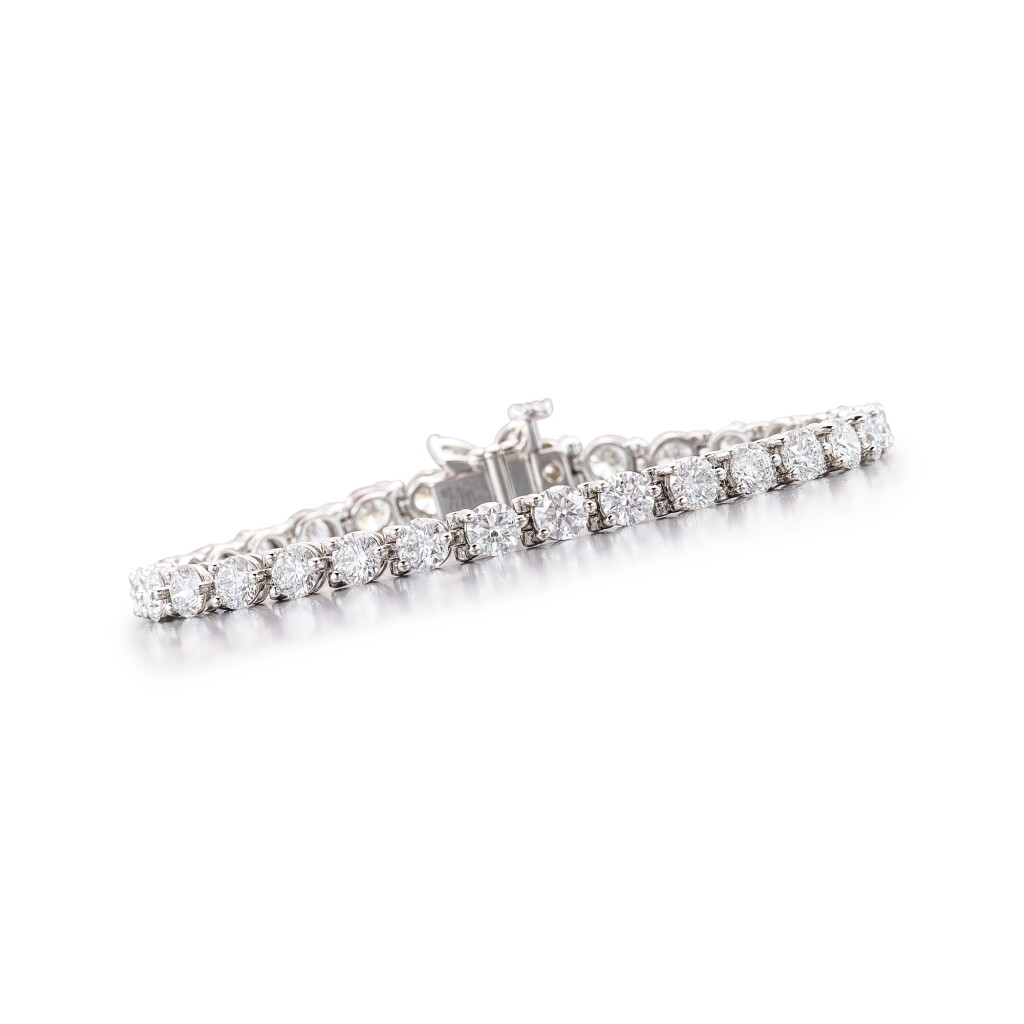 View full screen - View 1 of Lot 2888. 'Victoria' Diamond Bracelet | 蒂芙尼 | 'Victoria' 鑽石手鏈.