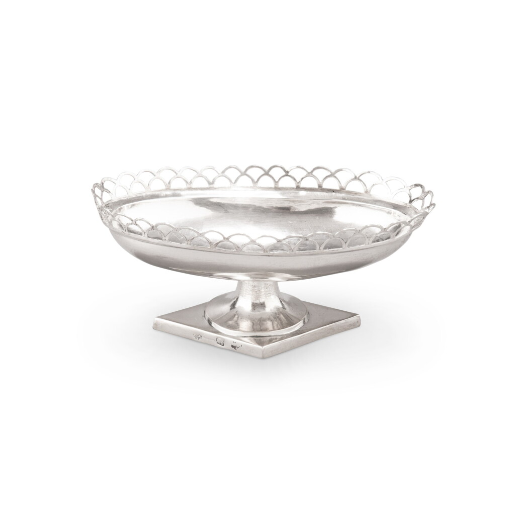 View full screen - View 1 of Lot 1328. A small German silver oval cup on stand, Friedrich August Pohle, Weissenfels, circa 1800.