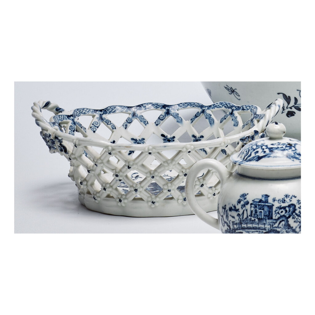 View full screen - View 1 of Lot 34. A LOWESTOFT PORCELAIN BLUE AND WHITE RETICULATED BASKET CIRCA 1770 .