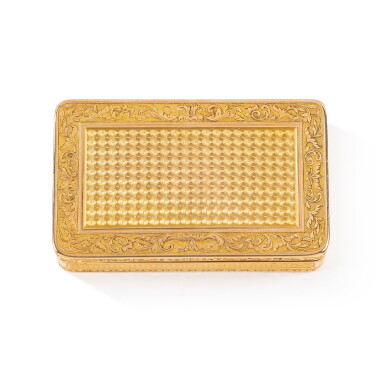 View full screen - View 1 of Lot 316. A two-colour gold snuff box, Paris, Jacques-Félix Viennot, Paris, 1798-1809, | Tabatière en or de deux couleurs, par Jacques-Félix Viennot, Paris, 1798-1809.