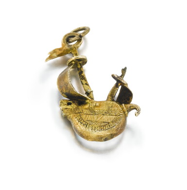 View full screen - View 1 of Lot 1029. A silver-gilt and pearl boat-shaped pendant, 19th century.