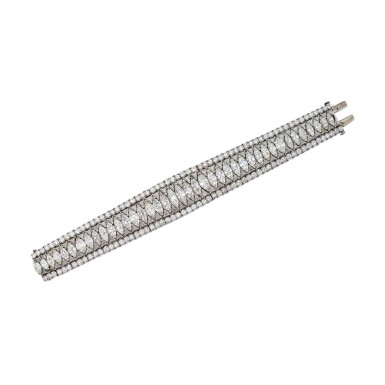 View full screen - View 1 of Lot 461. Diamond Bracelet.