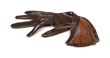 View full screen - View 1 of Lot 57. ANONYMOUS | GANT DE FEMME (LISE DEHARME).