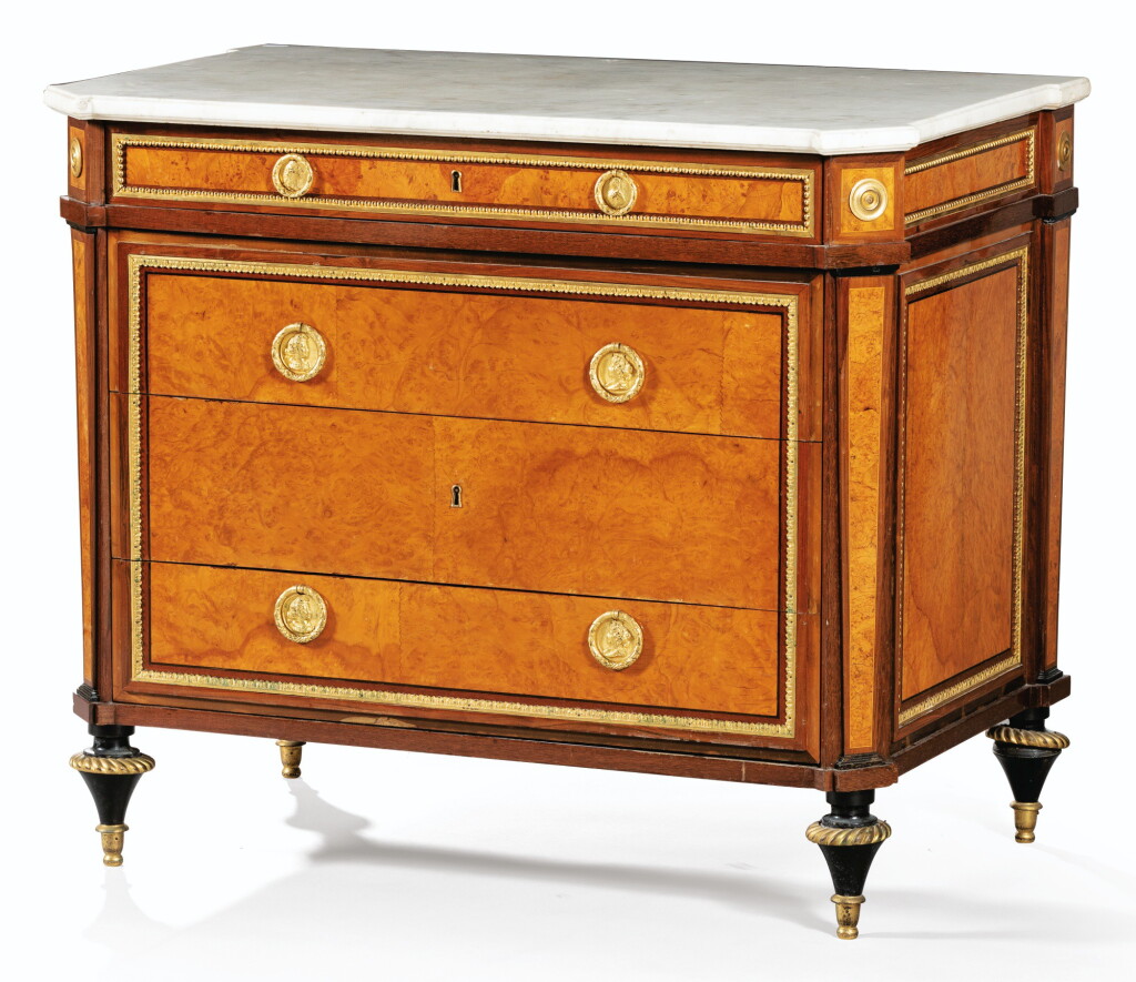 View full screen - View 1 of Lot 100. A GILT-BRONZE MOUNTED LOUIS XVI AMBOYNA BURR AND AMARANTH VENEERED COMMODE, STAMPED PASQUIER | COMMODE EN PLACAGE DE LOUPE D'AMBOINE, AMARANTE ET BRONZE DORÉ D'ÉPOQUE LOUIS XVI, ESTAMPILLÉE P. PASQUIER.