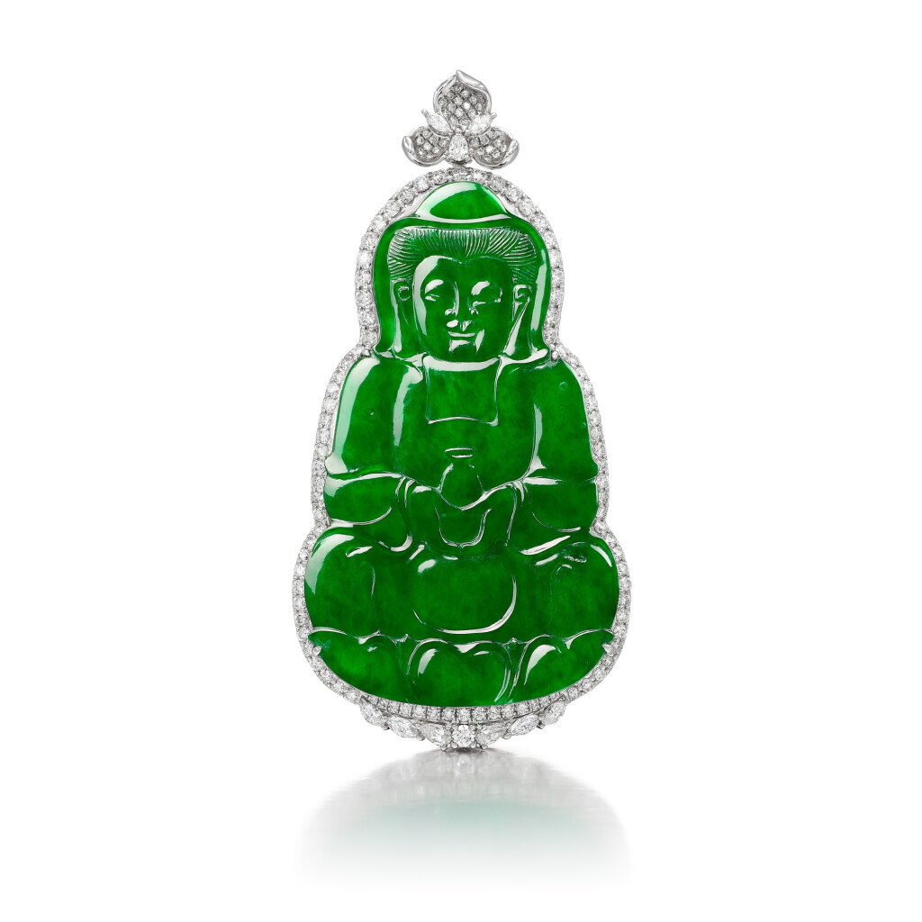 View full screen - View 1 of Lot 2816. Jadeite 'Guan Yin' and Diamond Pendant | 天然翡翠雕「觀音」配 鑽石 掛墜.