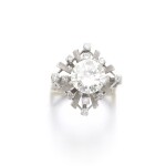 DIAMOND RING