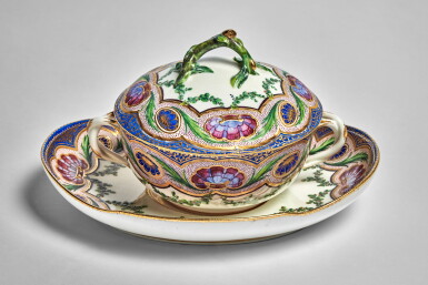 View full screen - View 1 of Lot 562. A Sèvres Porcelain Écuelle, Cover and Stand (Écuelle ronde tournée et un plateau ovale), circa 1765.