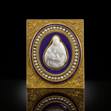 View full screen - View 1 of Lot 213. Cameo with the Virgin and Child.