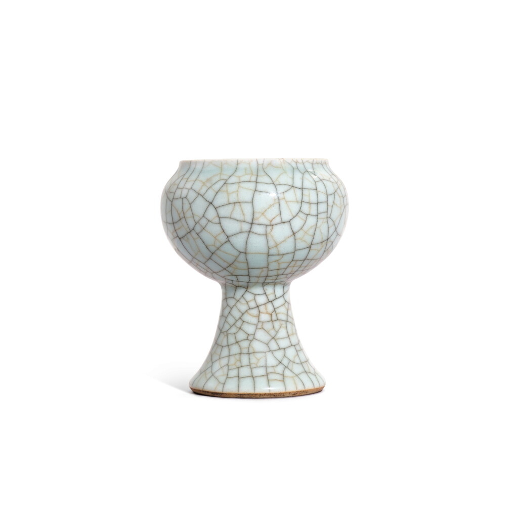 View full screen - View 1 of Lot 5849. A Guan-type stem cup, Qing dynasty, 19th century | 清十九世紀 仿官釉高足盃.