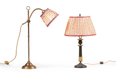 View full screen - View 1 of Lot 110. Lot comprising a French Restauration patinated and gilt bronze candlestick fitted as lamp and a brass lamp | Lot comprenant un flambeau en bronze patiné et doré d'époque Restauration (monté en lampe) et une lampe en laiton.