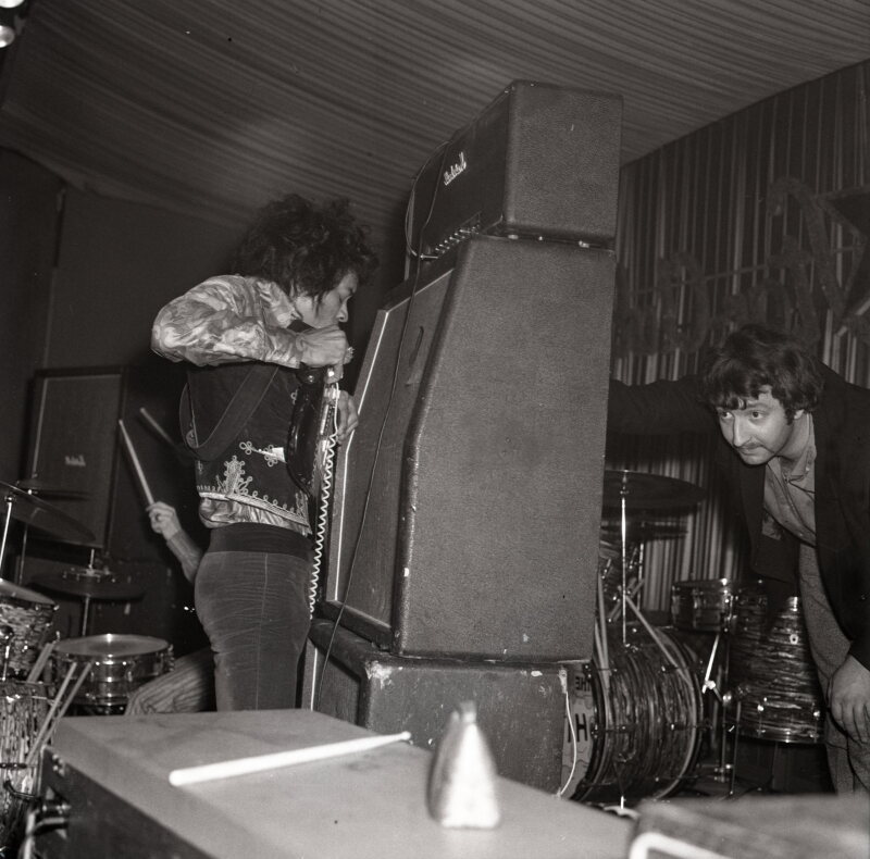 Cover image 0