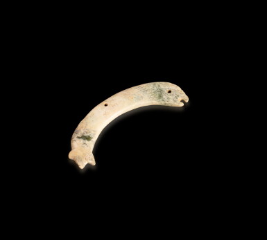 View full screen - View 1 of Lot 93. A calcified Ichtyosaure-shaped jade pendant, huang, Neolithic period, Linghiatan culture | 新石器時代 凌家灘文化 魚龍玉璜.