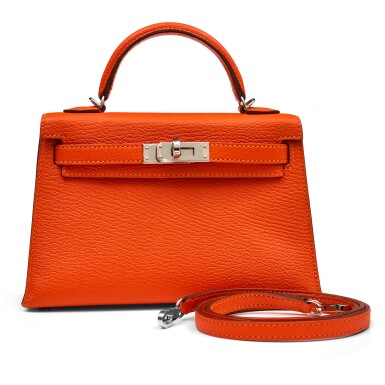 View full screen - View 1 of Lot 1120. Feu and Rose Eglantine Chèvre Mysore Verso Mini Kelly Sellier 20 Palladium Hardware, 2020.