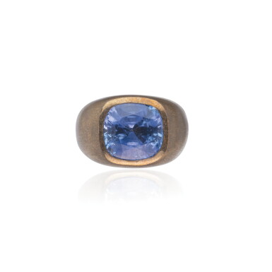 View full screen - View 1 of Lot 55. SAPPHIRE RING, MICHELE DELLA VALLE.
