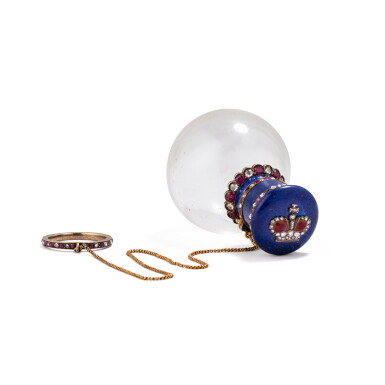 View full screen - View 1 of Lot 329. A glass perfume bottle insert with lapis, diamonds and rubies, attributed to Fossin, unmarked, Paris, circa 1840 | Flacon à parfum en verre, lapis, diamants et rubis, attribué à Fossin, non poinçonné, Paris, vers 1840.