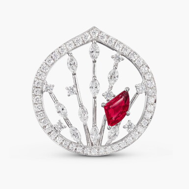 View full screen - View 1 of Lot 1228. Ruby and Diamond Brooch | 1.01 克拉 天然「緬甸」未經加熱 紅寶石 配 鑽石 胸針.
