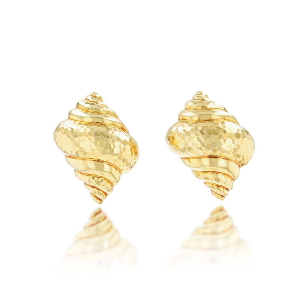 View full screen - View 1 of Lot 284. Pair of gold ear clips | Paire de clips d'oreille or.