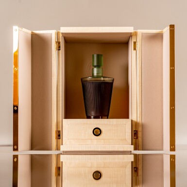 View full screen - View 1 of Lot 16. The Glenturret Uaine 1987 + Experience (1 BT70 & EXP).