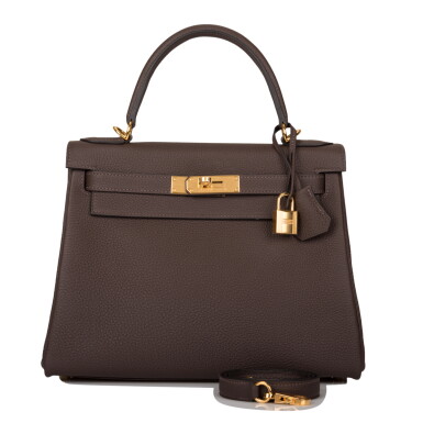 View full screen - View 1 of Lot 89. Ébène Togo Leather Retourne Kelly 28 Gold Hardware, 2020.
