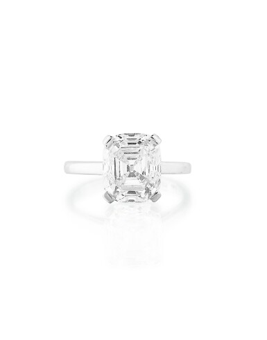 View full screen - View 1 of Lot 158. Bague diamant | Diamond ring.