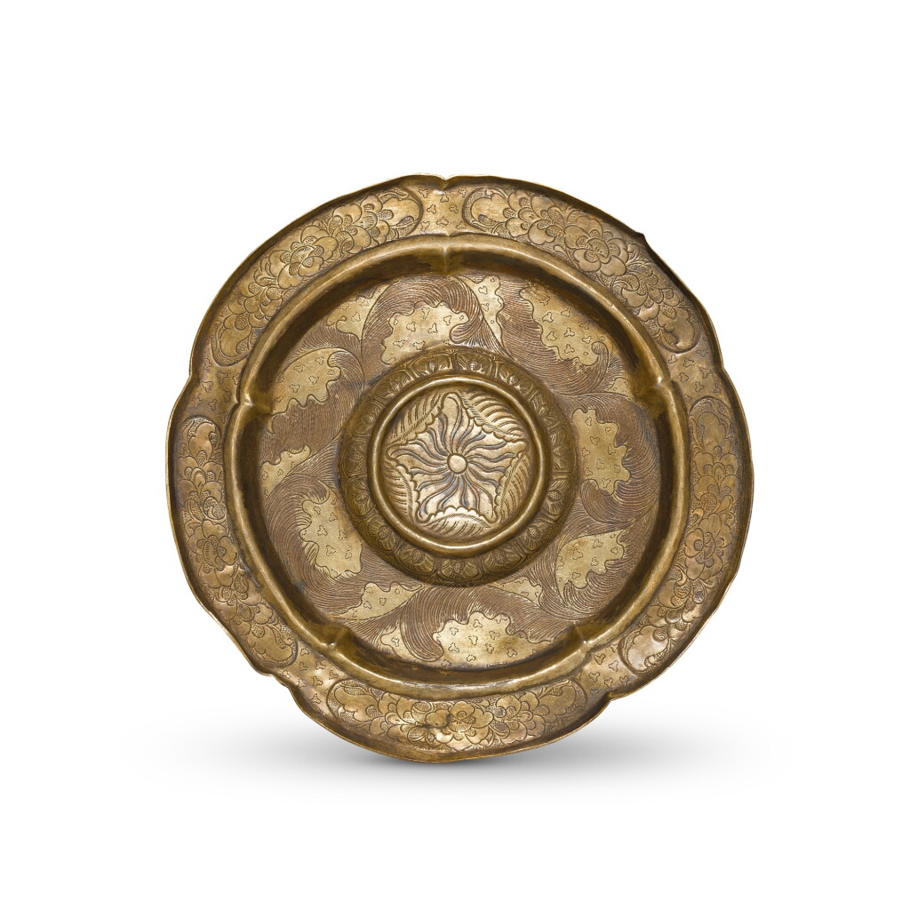 View full screen - View 1 of Lot 250. A repoussé parcel-gilt silver cup stand, Song dynasty | 宋 局部鎏金銀捶揲盞托.