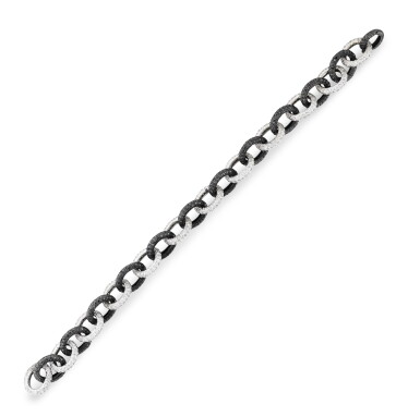 View full screen - View 1 of Lot 99. BRACELET DIAMANTS | DIAMOND BRACELET .