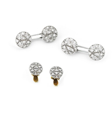 View full screen - View 1 of Lot 90. ATTRIBUTED TO MASSONI | PARURE D'HABIT DIAMANTS | DIAMOND DRESS SET.