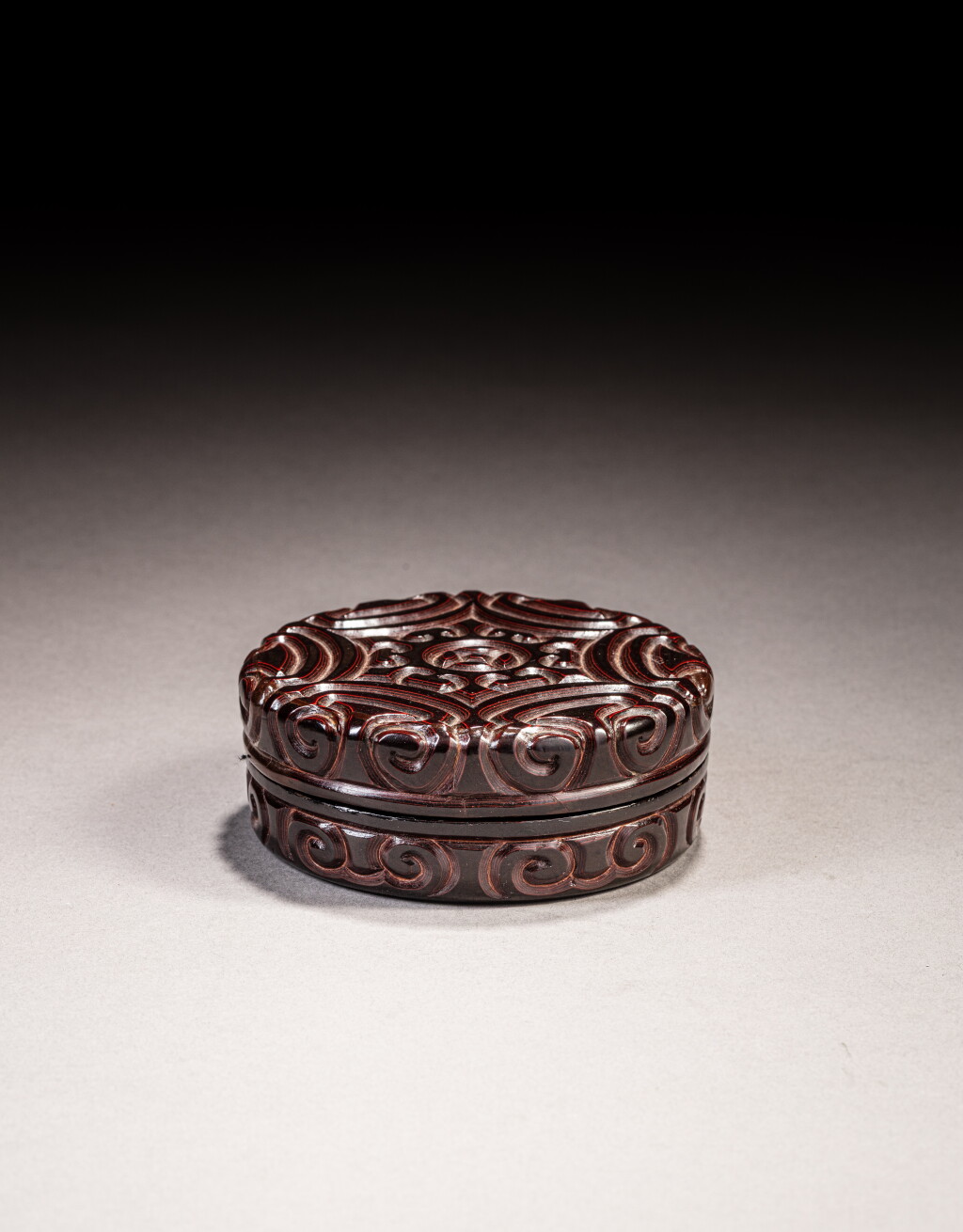 View full screen - View 1 of Lot 314. A 'tixi' lacquer box and cover, Ming dynasty, 16th century.