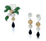 ONYX, GARNET AND DIAMOND DEMI-PARURE | 縞瑪瑙 配 石榴石 及 鑽石 吊墜及耳環套裝