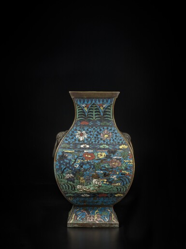 View full screen - View 1 of Lot 283. A cloisonné enamel hu-form vase, 16th / 17th century | 十六 / 十七世紀 銅胎掐絲琺瑯花鳥瑞兔紋方壺.