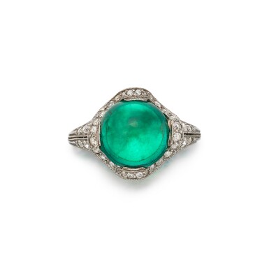 View full screen - View 1 of Lot 471. Emerald and Diamond Ring | 蒂芙尼 | 祖母綠配鑽石戒指.
