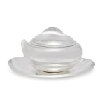 Silver "Thumb Print" Pattern Soup Tureen, Cover, and Stand, Designed by Elsa Peretti for Tiffany & Co., New York, Late 20th Century