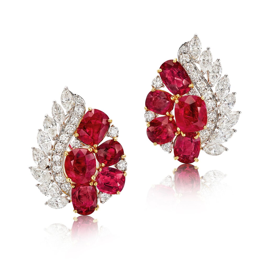 View full screen - View 1 of Lot 1921. Pair of Ruby and Diamond Earrings | 天然「緬甸」未經加熱紅寶石 配 鑽石 耳環一對(紅寶石共重約10.02克拉).