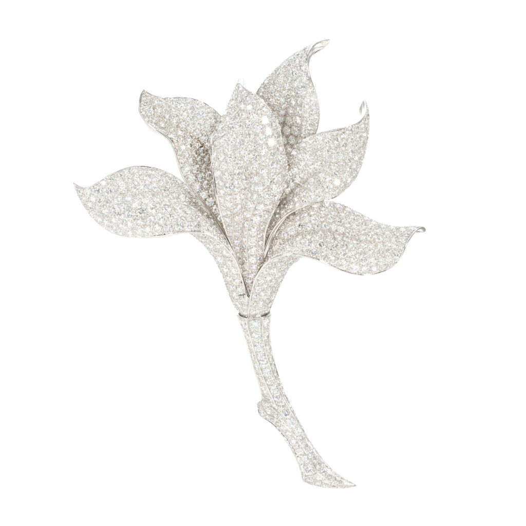 View full screen - View 1 of Lot 549. Diamond brooch.