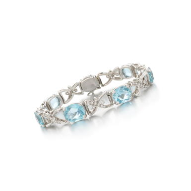View full screen - View 1 of Lot 197. Aquamarine and diamond bracelet (Bracciale in acquamarine e diamanti ).