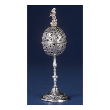View full screen - View 1 of Lot 123. AN ITALIAN SILVER SPICE BOX, ROME, 18TH CENTURY, THE FOOT BY LUIGI OR GIUSEPPE VALADIER.