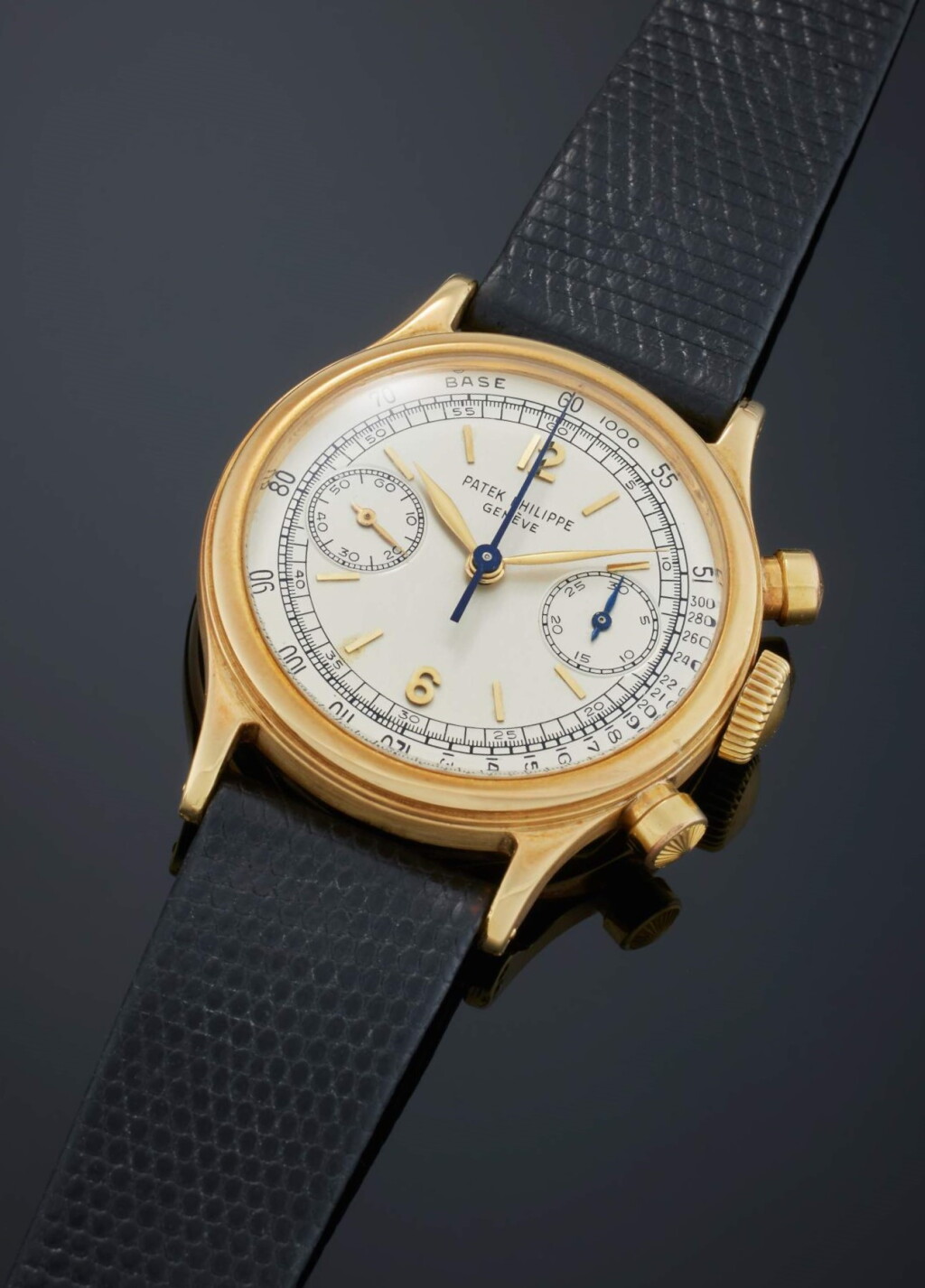 View full screen - View 1 of Lot 19. Reference 1463 'Tasti Tondi' Second Series | A yellow gold chronograph wristwatch, Made in 1946.