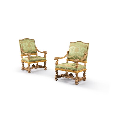 View full screen - View 1 of Lot 15. A pair of Louis XIV giltwood armchairs, circa 1680 | Paire de fauteuils en bois redoré d'époque Louis XIV, vers 1680.