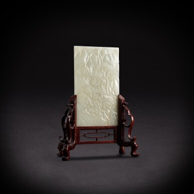 View full screen - View 1 of Lot 9501. An inscribed pale celadon jade 'landscape' screen, Qing dynasty, 19th century | 清十九世紀 青白玉山水圖詩文插屏.