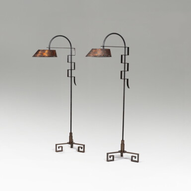 View full screen - View 1 of Lot 93. Paire de lampadaires, pièce unique.