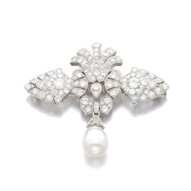 View full screen - View 1 of Lot 118. DIAMOND AND CULTURED PEARL BROOCH, CIRCA 1930.