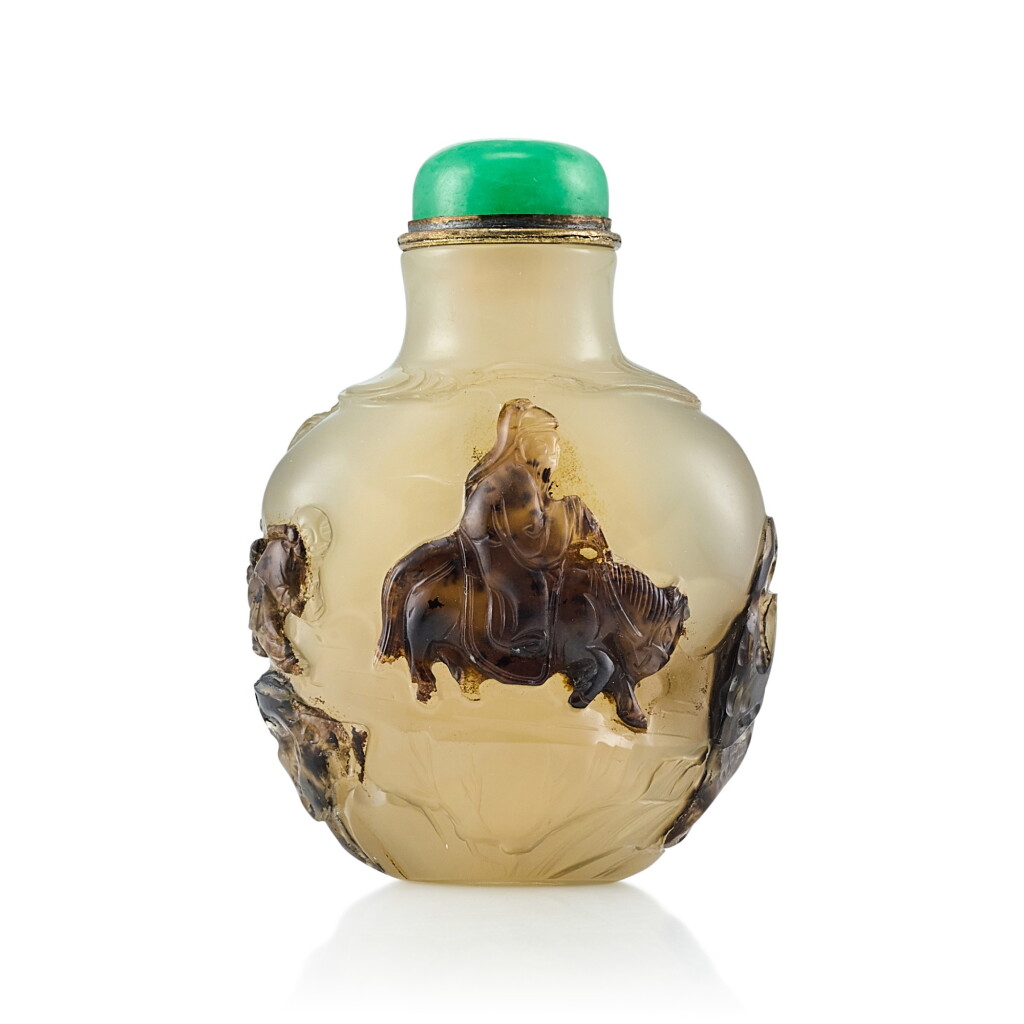 View full screen - View 1 of Lot 3050. An Inscribed Agate 'Equestrian' Snuff Bottle Suzhou, Qing Dynasty, 18th - 19th Century | 清十八至十九世紀 蘇作瑪瑙巧雕「採梅圖」鼻煙壺.
