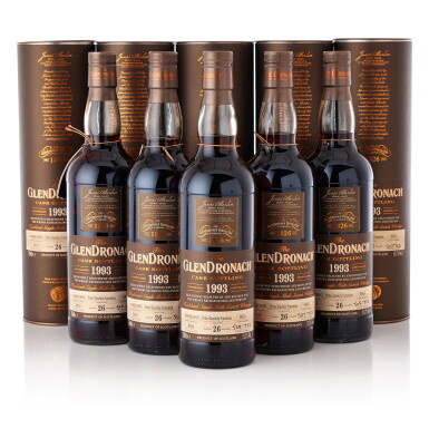 View full screen - View 1 of Lot 9249. Glendronach 26 Year Old Cask #6853 51.1 abv 1993 (5 BT70).