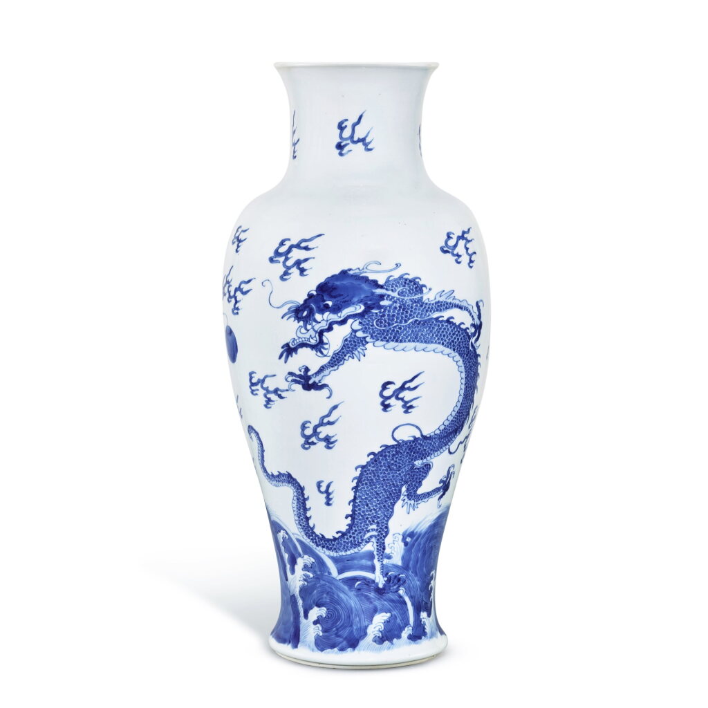 View full screen - View 1 of Lot 489. A large blue and white 'dragon' baluster vase, Qing dynasty, Kangxi period 清康熙 青花雙龍戲珠紋觀音尊.