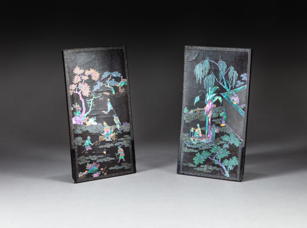 View full screen - View 1 of Lot 153. A pair of mother-of-pearl inlaid laquer table screens Qing dynasty, Kangxi period | 清康熙 黑釉嵌螺鈿人物故事圖插屏一對.