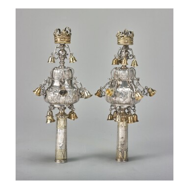 View full screen - View 1 of Lot 2. A PAIR OF ENGLISH PARCEL-GILT SILVER TORAH FINIALS, LONDON, 1722, BRITANNIA STANDARD, PROBABLY BY ABRAHAM DE OLIVEYRA.